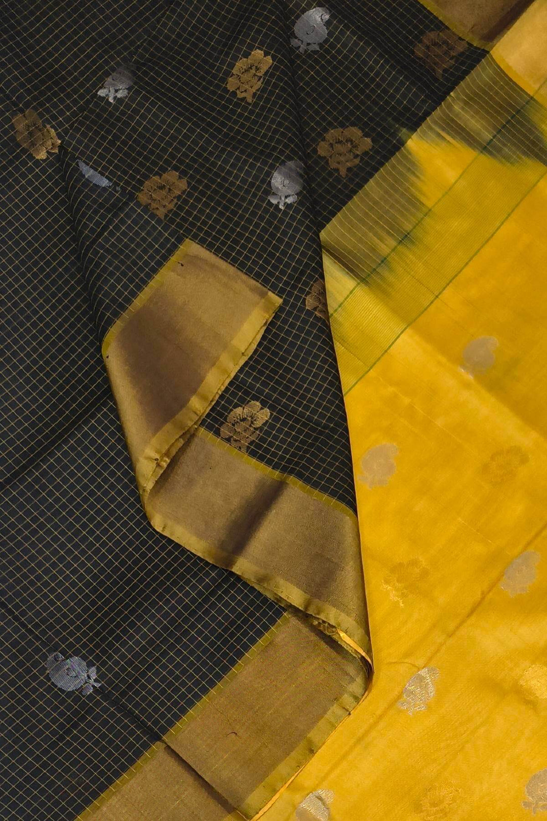 Handwoven Uppada pure silk saree in checks in black