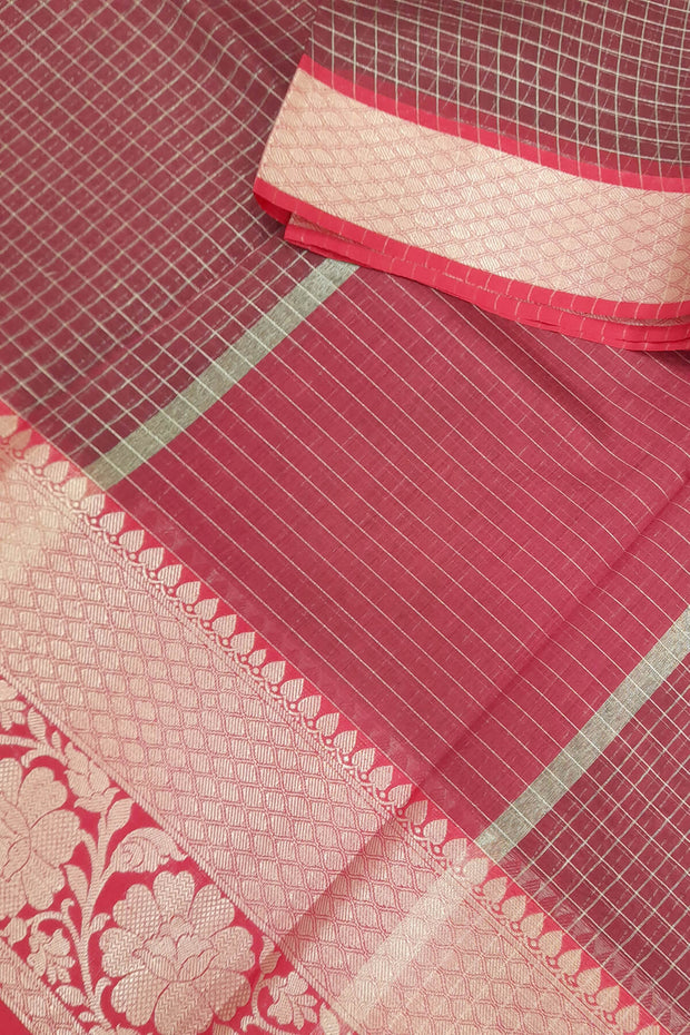 Handloom Banarasi silk cotton saree in magenta & pink  inchecks with floral pattern in border