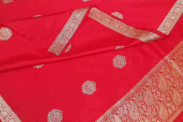 Handloom Banarasi katan pure silk dupatta in red with buttis and rich zari border
