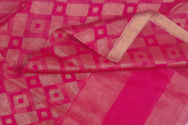 Muslin silk dupatta in pink with all over jamdani weave