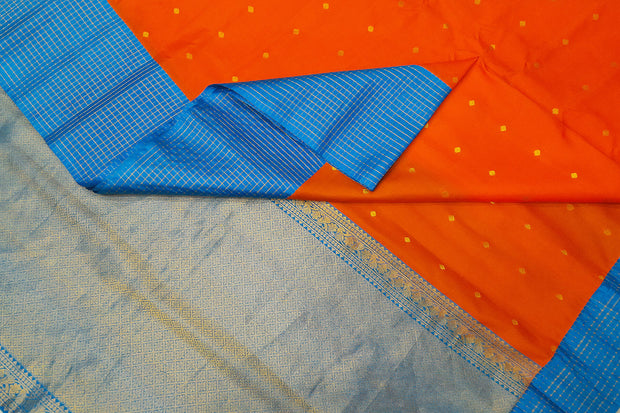 Gadwal pure silk saree in orange with small motifs