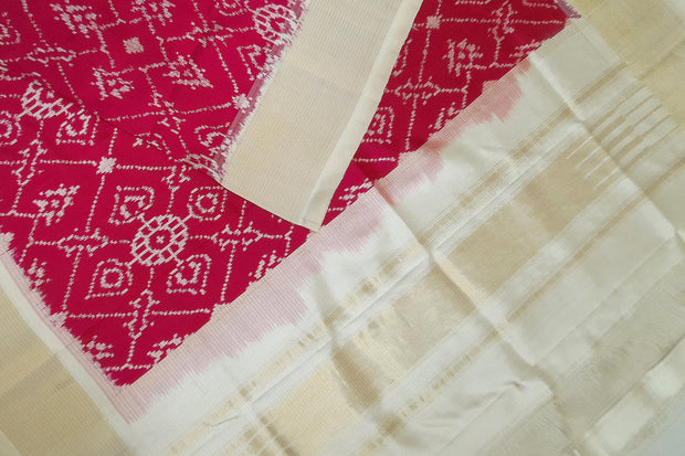 Ikat pure silk dupatta in pink in pan bhat pattern