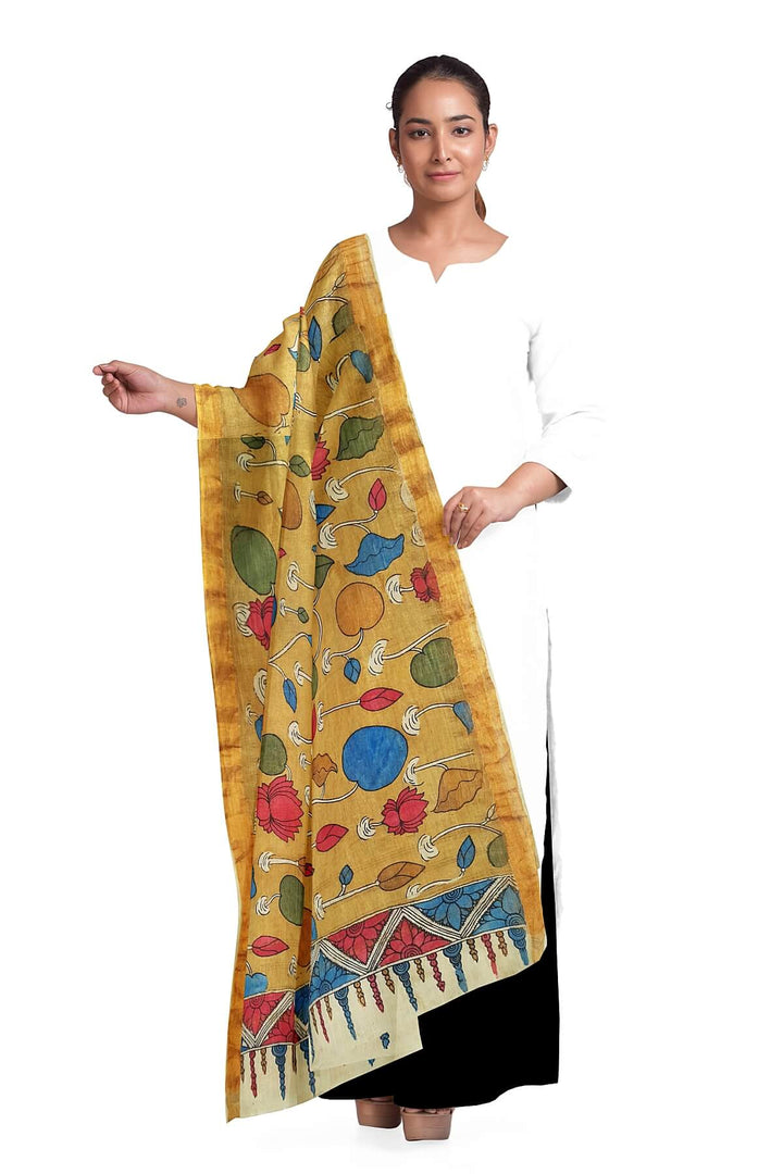 Ponduri  cotton dupatta in hand painted kalamkari in beige