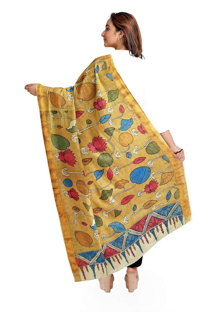 Ponduri  cotton dupatta in hand painted kalamkari in beige
