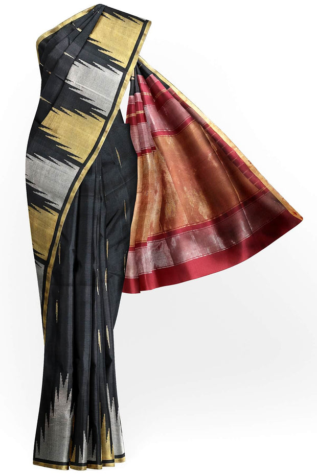 Kanchi soft silk saree in black with big temples