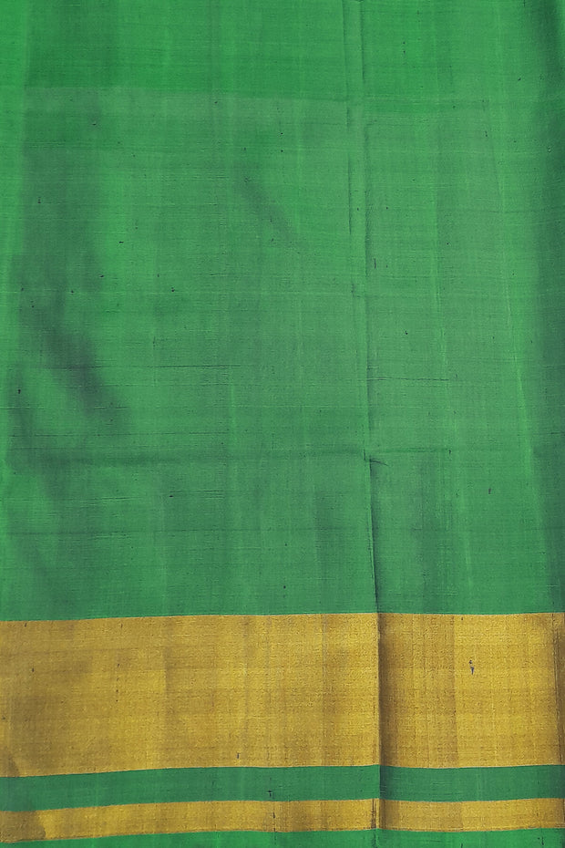 Handwoven Patola pure silk saree in  green in pan bhat pattern
