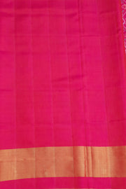 Handwoven Patola pure silk saree in pink in narikunj  pattern