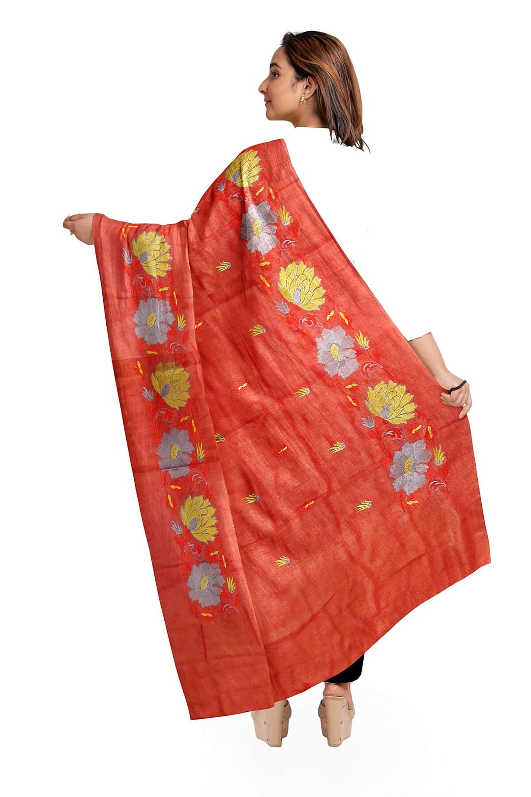 Handloom tussar pure silk dupatta in red with floral embroidery work